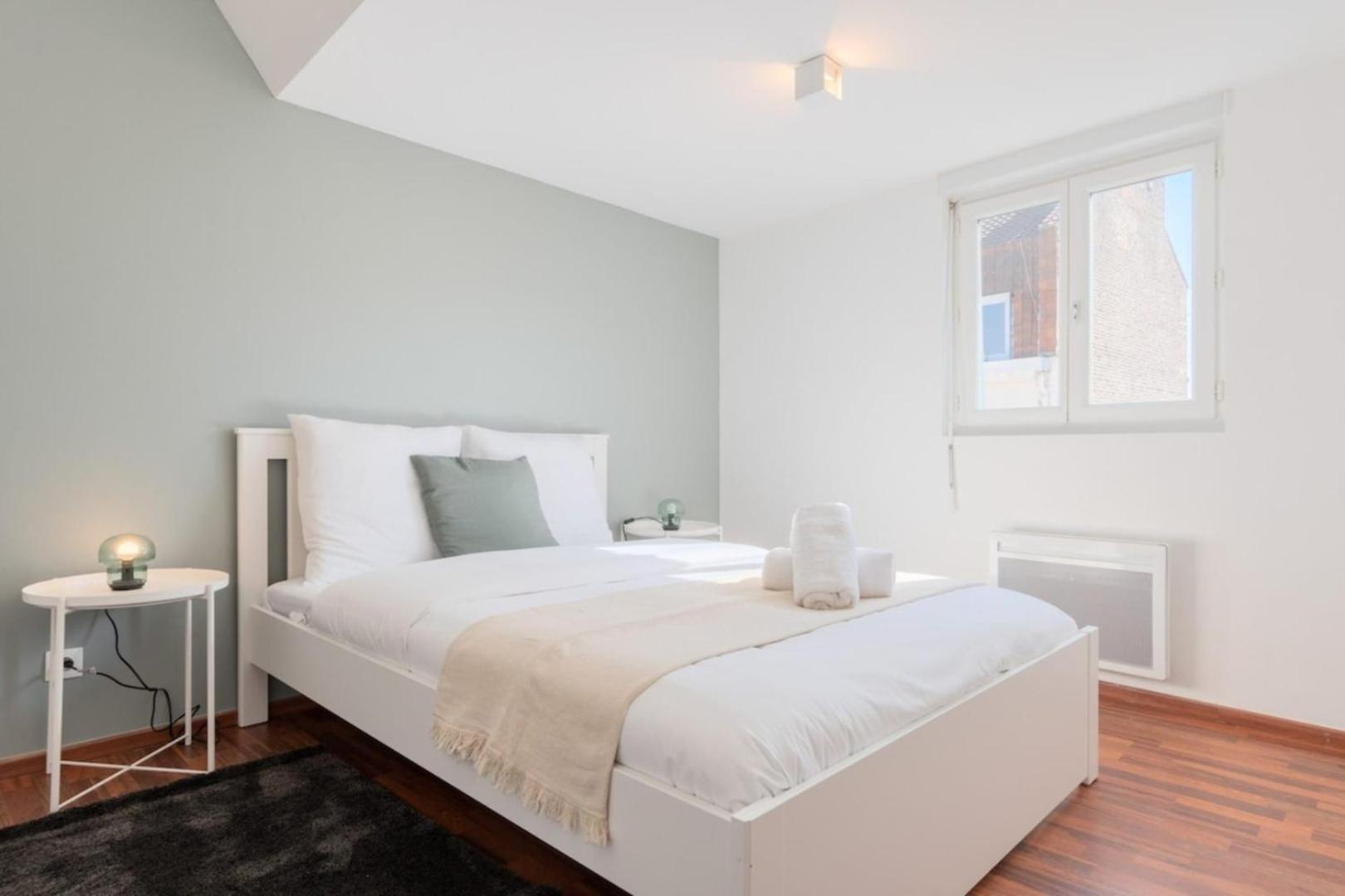 Lille Center - 4 Bedroom Duplex Apartment! Exterior foto